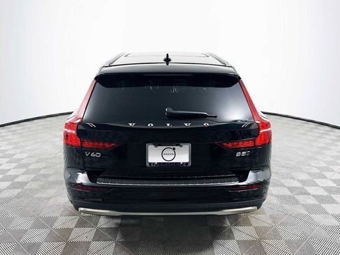 Certified 2025 Volvo V60 B5 Cross Country Plus w/ Protection Package Premier image 6