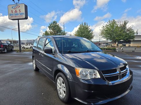 Used 2014 Dodge Grand Caravan American Value Package image 1