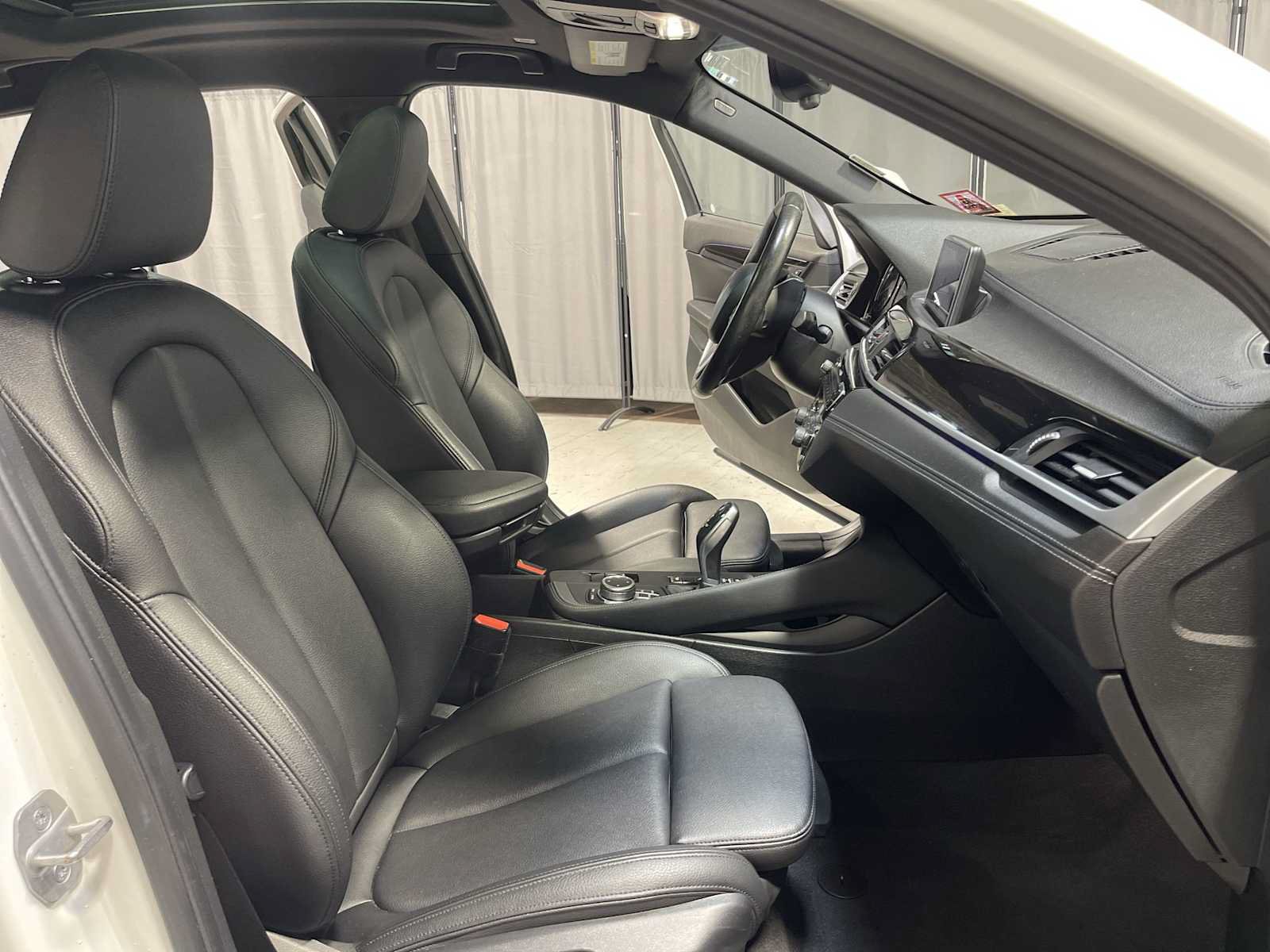 Used 2020 BMW X2 xDrive28i w/ Convenience Package AWD/4WD image 14