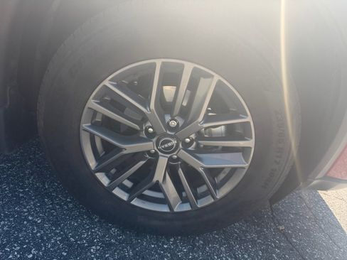 Certified 2025 Nissan Rogue S AWD/4WD image 29