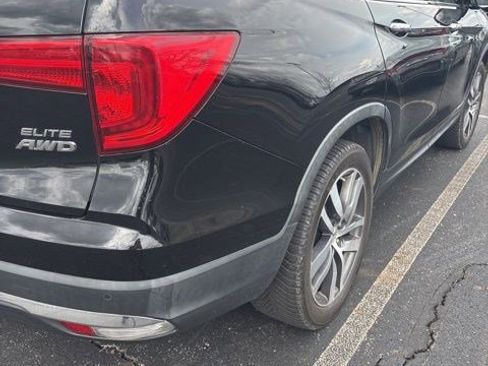 Used 2017 Honda Pilot Elite image 15
