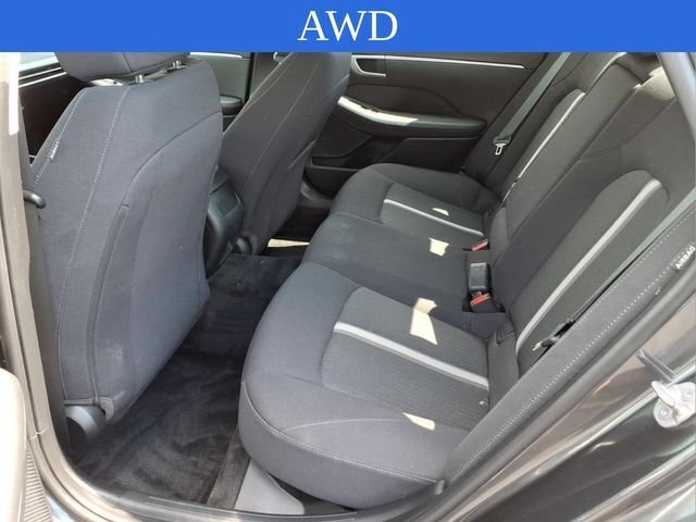 Used 2025 Hyundai Sonata SEL AWD/4WD image 16