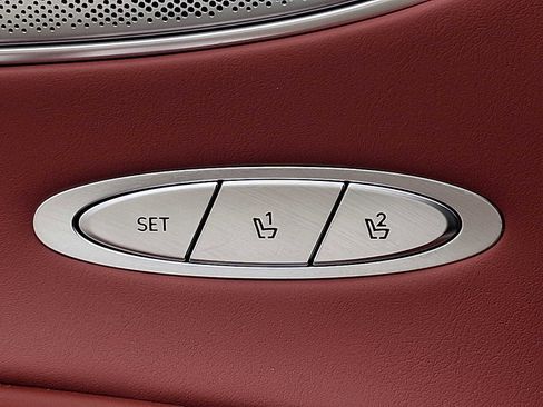 Used 2023 Genesis GV70 2.5T w/ Sport Prestige Package image 26