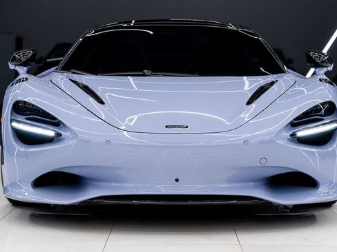 Used 2024 McLaren 750S Spider RWD image 2