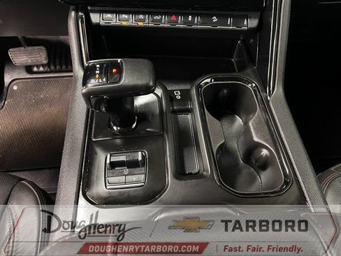 Used 2023 GMC Sierra 1500 AT4 w/ Technology Package AWD/4WD image 47