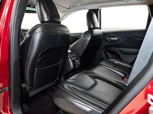 Used 2017 Jeep Cherokee Limited AWD/4WD image 22