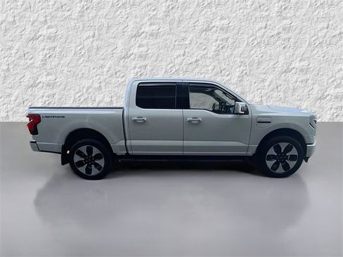 Used 2022 Ford F150 Lightning Platinum image 2