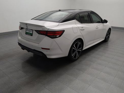 Used 2022 Nissan Sentra SR w/ SR Premium Package FWD image 9