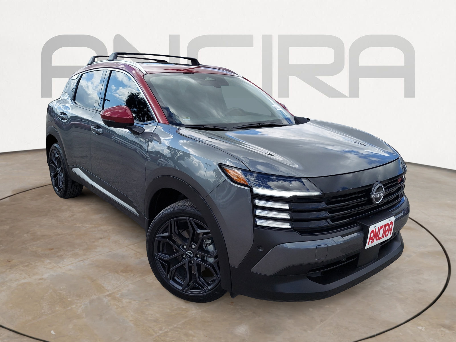 Used 2026 Nissan Kicks SR w/ SR Premium Package FWD image 4