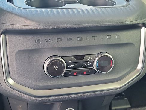 New 2026 Ford Expedition Max Platinum AWD/4WD image 19