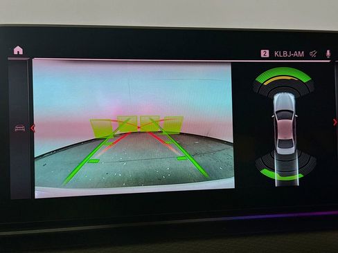 Used 2022 BMW 530i w/ M Sport Package image 16