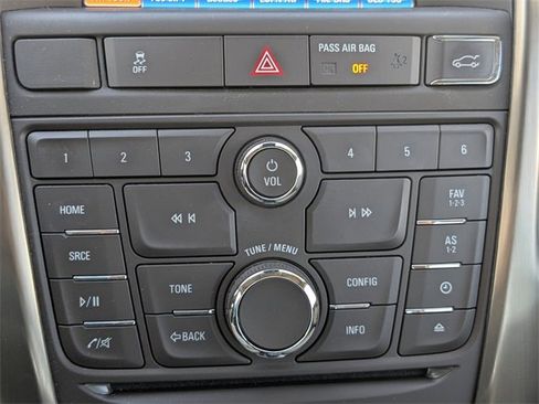 Used 2014 Buick Verano image 21