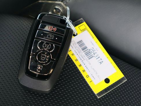 Used 2025 Lincoln Navigator L Reserve w/ Jet Appearance Package image 41