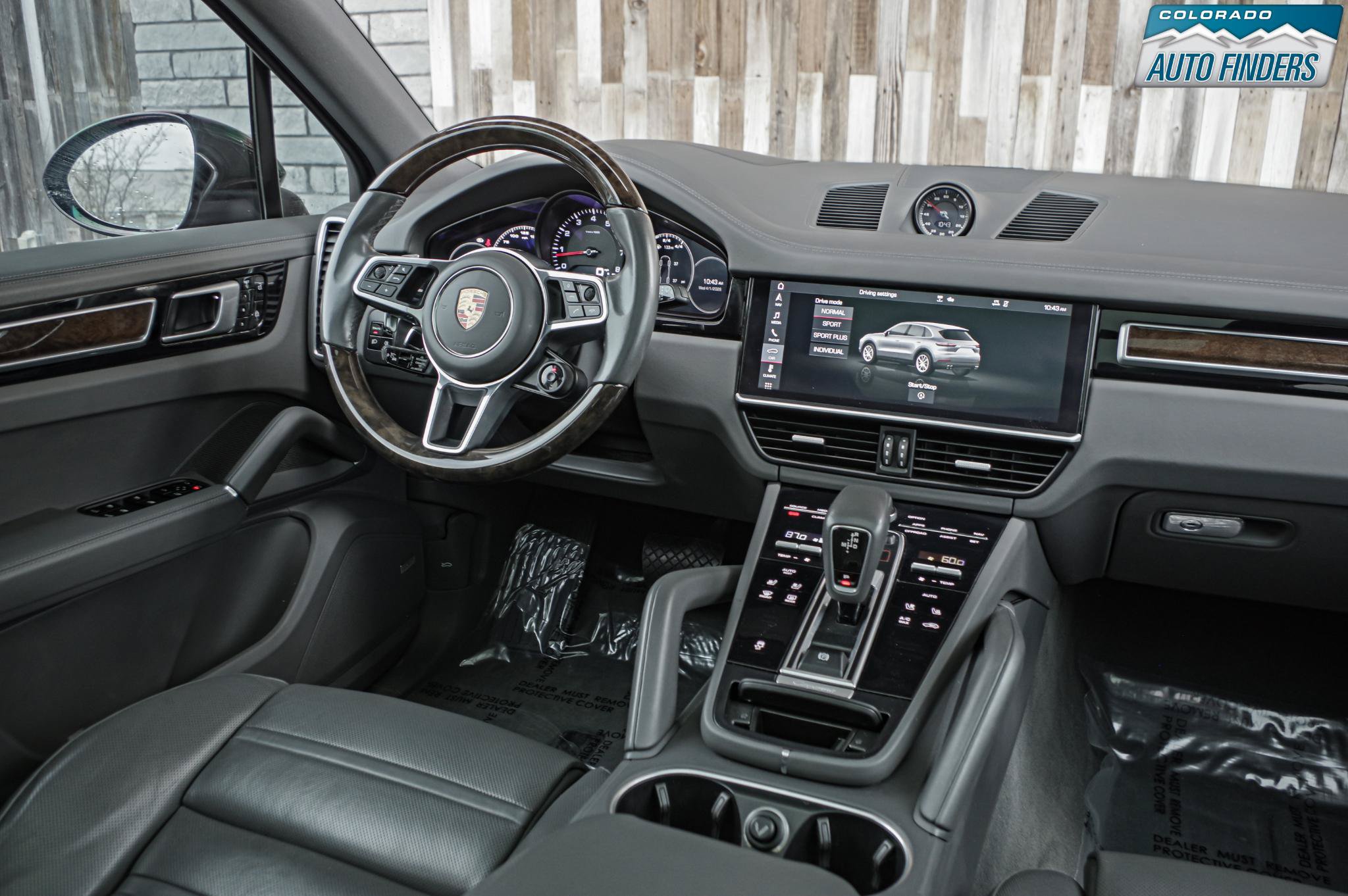 Used 2020 Porsche Cayenne AWD/4WD image 16