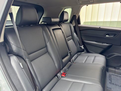 Used 2023 Nissan Rogue SV w/ SV Premium B Package FWD image 34