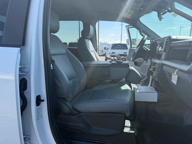 New 2026 Ford F350 XL w/ XL Chrome Package AWD/4WD image 25