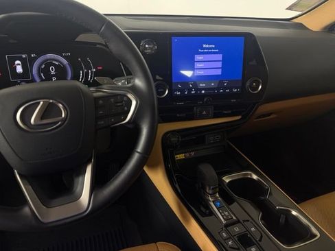 Used 2025 Lexus NX 350h AWD image 24