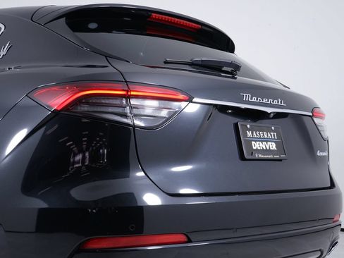 Used 2023 Maserati Levante GT AWD/4WD image 17