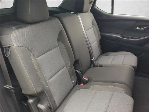 Used 2020 Chevrolet Traverse LT FWD image 30