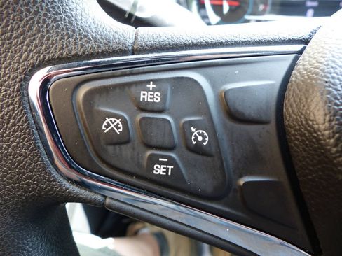 Used 2017 Chevrolet Cruze LT w/ Convenience Package FWD image 41
