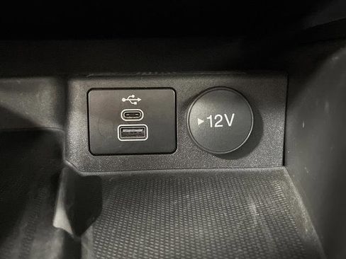 Used 2025 Ford Escape Platinum image 23