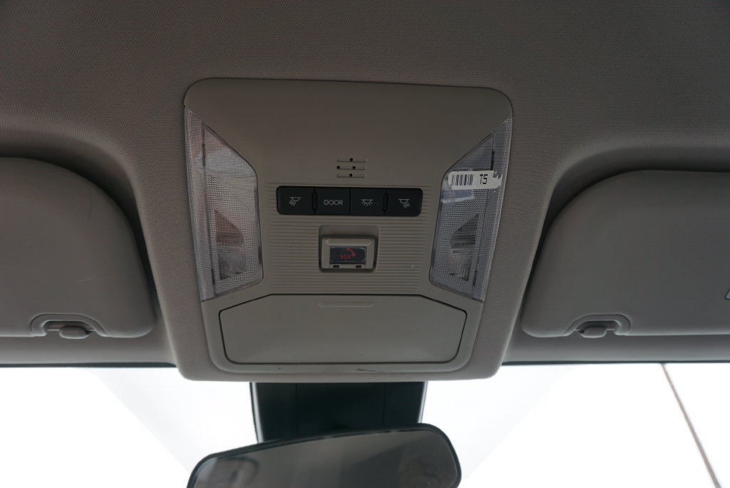 Used 2023 Toyota RAV4 LE AWD/4WD image 29
