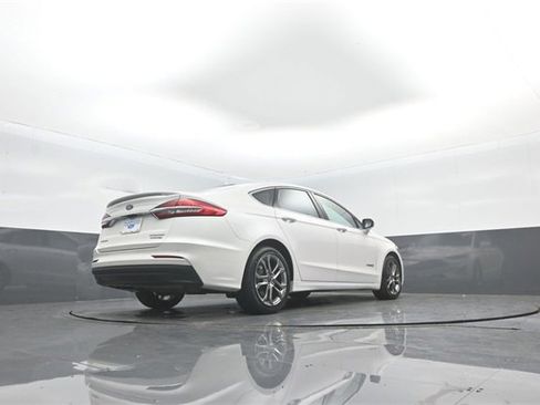 Certified 2019 Ford Fusion Titanium image 33