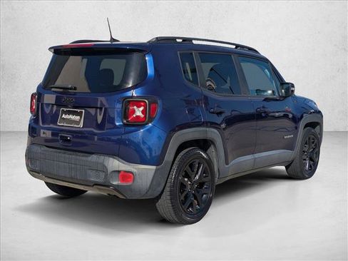 Used 2018 Jeep Renegade Altitude image 5