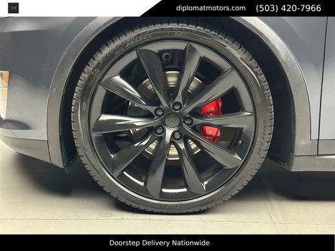 Used 2019 Tesla Model X Performance image 41