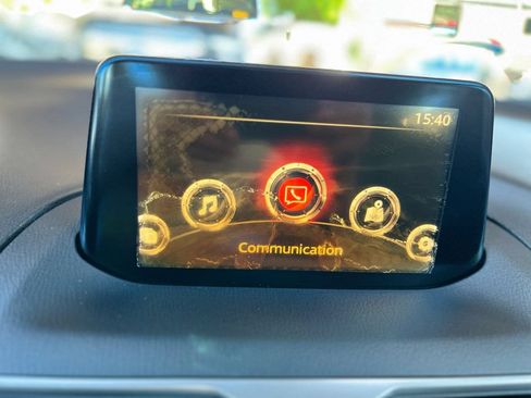 Used 2018 MAZDA MAZDA3 Touring FWD image 51