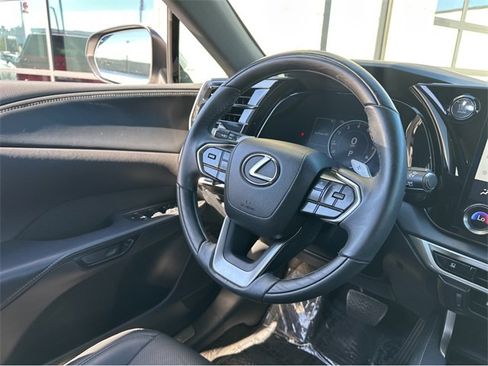 Used 2023 Lexus RX 350 Premium image 13