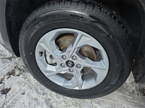 Used 2023 Hyundai Tucson SE image 10