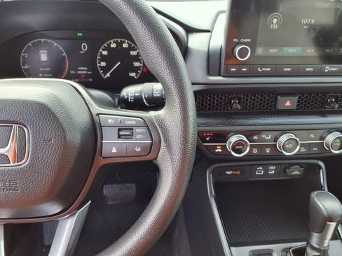 Used 2025 Honda CR-V EX image 11