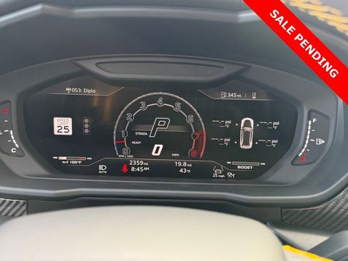 Used 2024 Lamborghini Urus Performante image 35