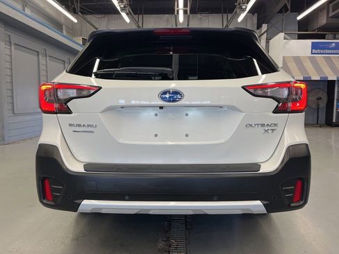 Used 2021 Subaru Outback Limited XT image 6