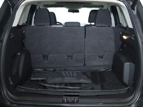 Used 2017 Ford Escape SE w/ Equipment Group 201A FWD image 32