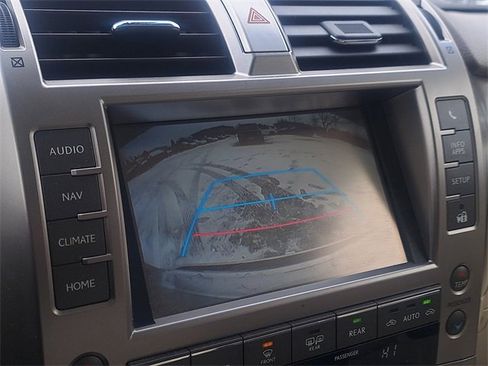 Used 2017 Lexus GX 460 Premium image 27