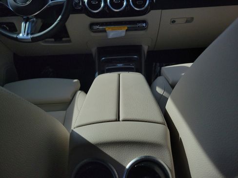 Certified 2026 Mercedes-Benz GLA 250 image 15