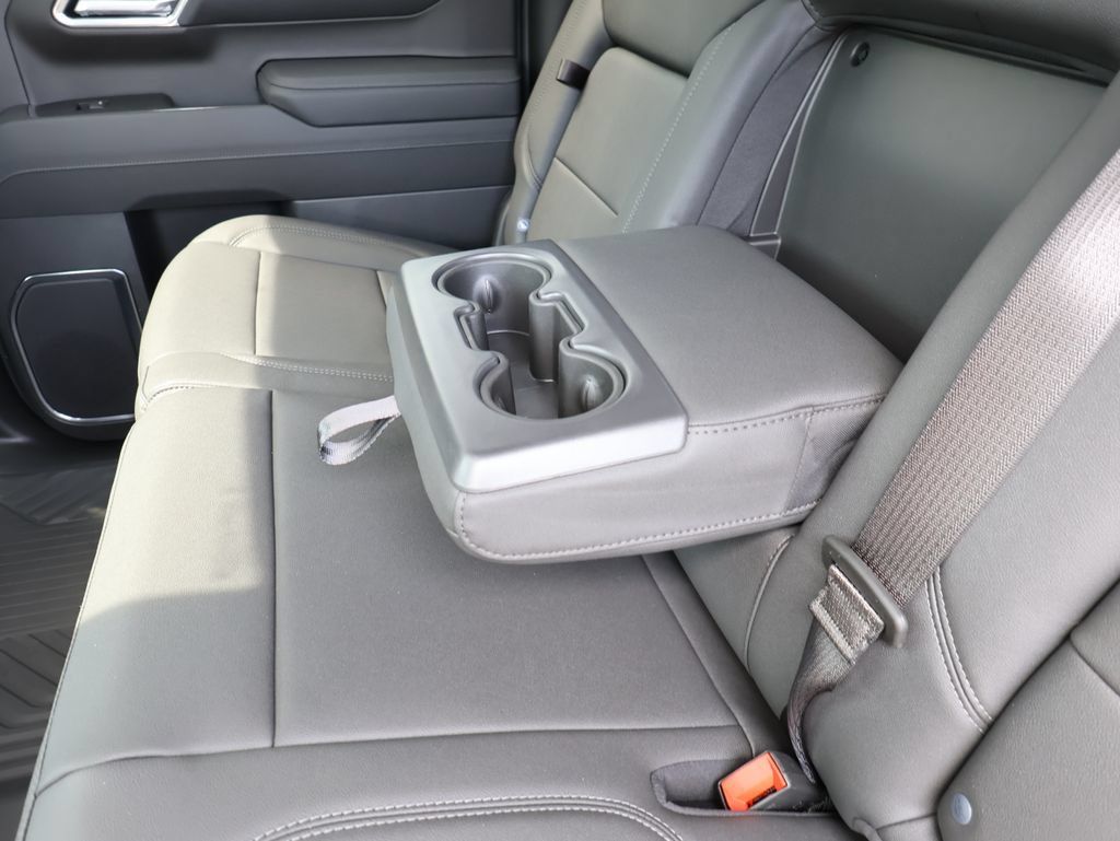 New 2026 Chevrolet Silverado 1500 LT Trail Boss w/ LT Trail Boss Premium Package AWD/4WD image 31