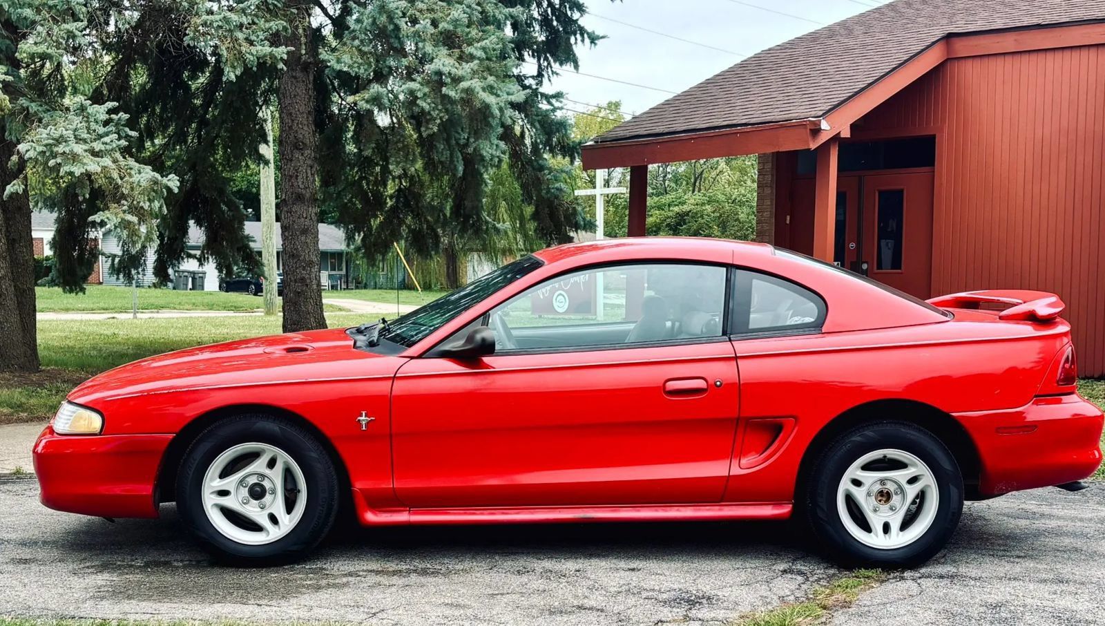 Used 1997 Ford Mustang Coupe RWD image 7