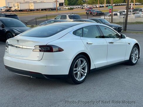 Used 2014 Tesla Model S 85 RWD image 6