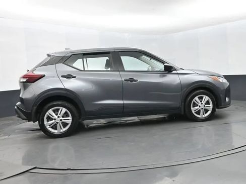 Used 2024 Nissan Kicks S FWD image 4