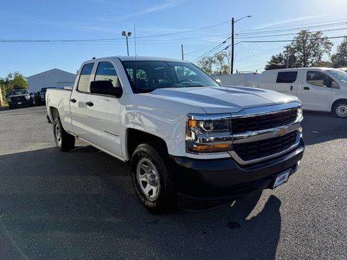 Used 2018 Chevrolet Silverado 1500 W/T w/ WT Convenience Package image 4