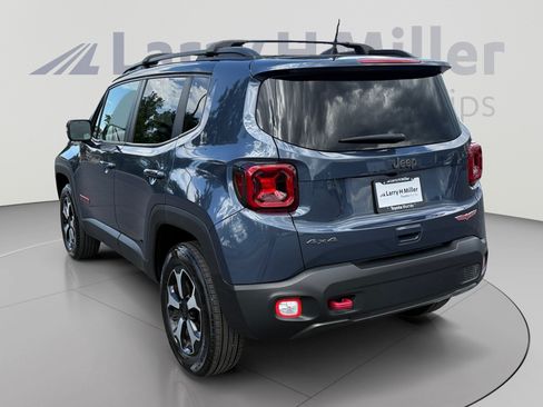 Used 2020 Jeep Renegade Trailhawk w/ UConnect 8.4 Nav Group AWD/4WD image 3