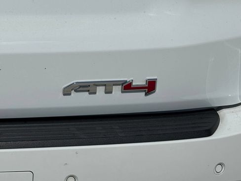 Used 2025 GMC Yukon AT4 Ultimate AWD/4WD image 46