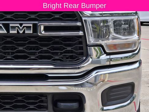 Used 2022 RAM 3500 Tradesman w/ Chrome Appearance Group AWD/4WD image 11