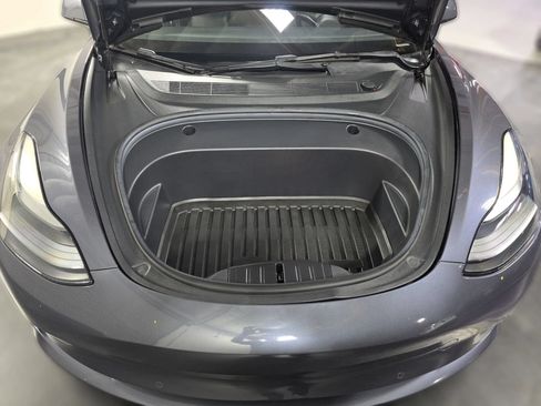 Used 2022 Tesla Model 3 Long Range AWD/4WD image 16