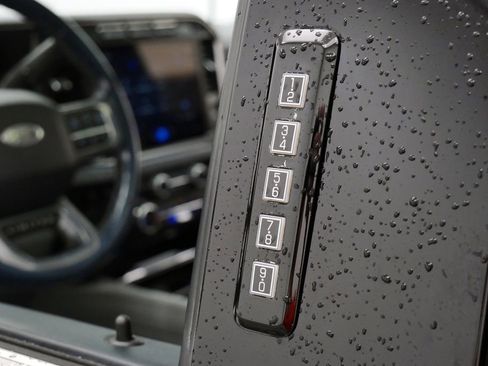 Used 2024 Ford F250 Limited w/ FX4 Off-Road Package AWD/4WD image 16