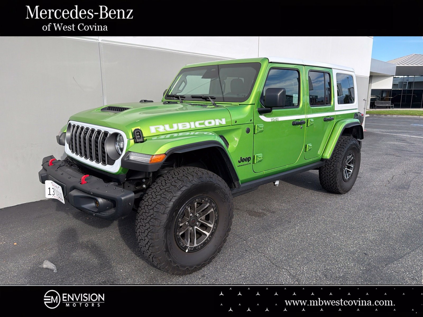 Used 2026 Jeep Wrangler Unlimited Rubicon AWD/4WD image 1