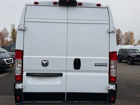 New 2026 RAM ProMaster 2500 w/ Convenience Group FWD image 2